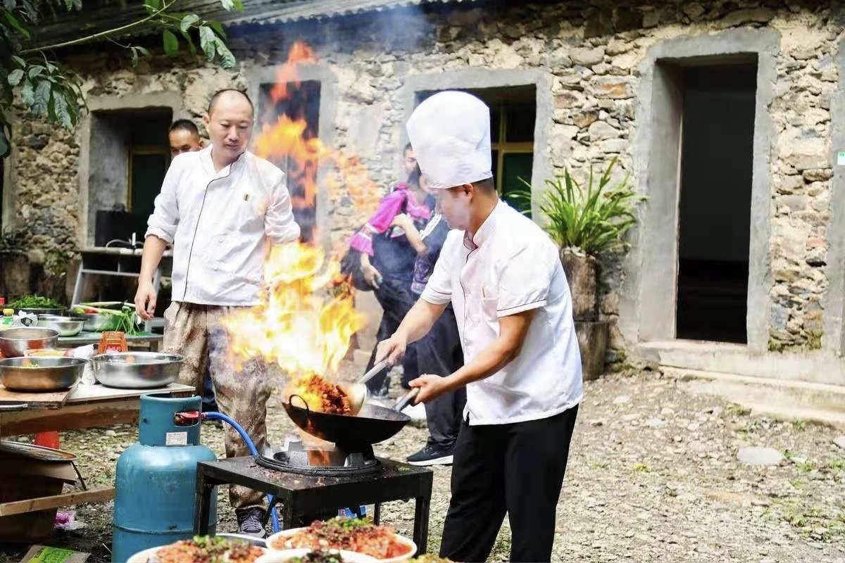 5.特色美食大赛.jpg